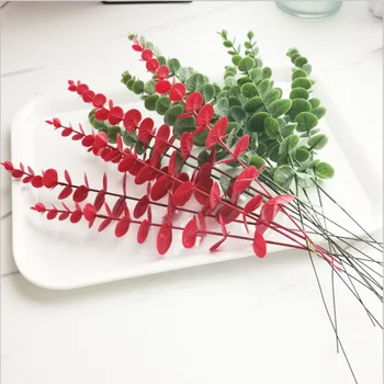 30 броя изкуствени эвкалиптовых растения от пластмаса, зелен и червен цвят, изкуствена договореност от евкалипт, сватбен пътен венец, украса за дома