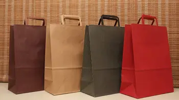 33x25x12 см 4 Цвята Крафт хартиена торба Фестивал Ръчна чанта Подаръчен плик 100 бр./лот Безплатна доставка