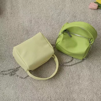 Дамска лятна чанта от Изкуствена Кожа, Нова Мода Модни Малка Квадратна чанта на Верига, френска Универсална Универсална чанта Ins през Рамо